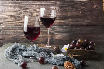 红酒不能和什么一起吃 八种食物不能和红酒搭配